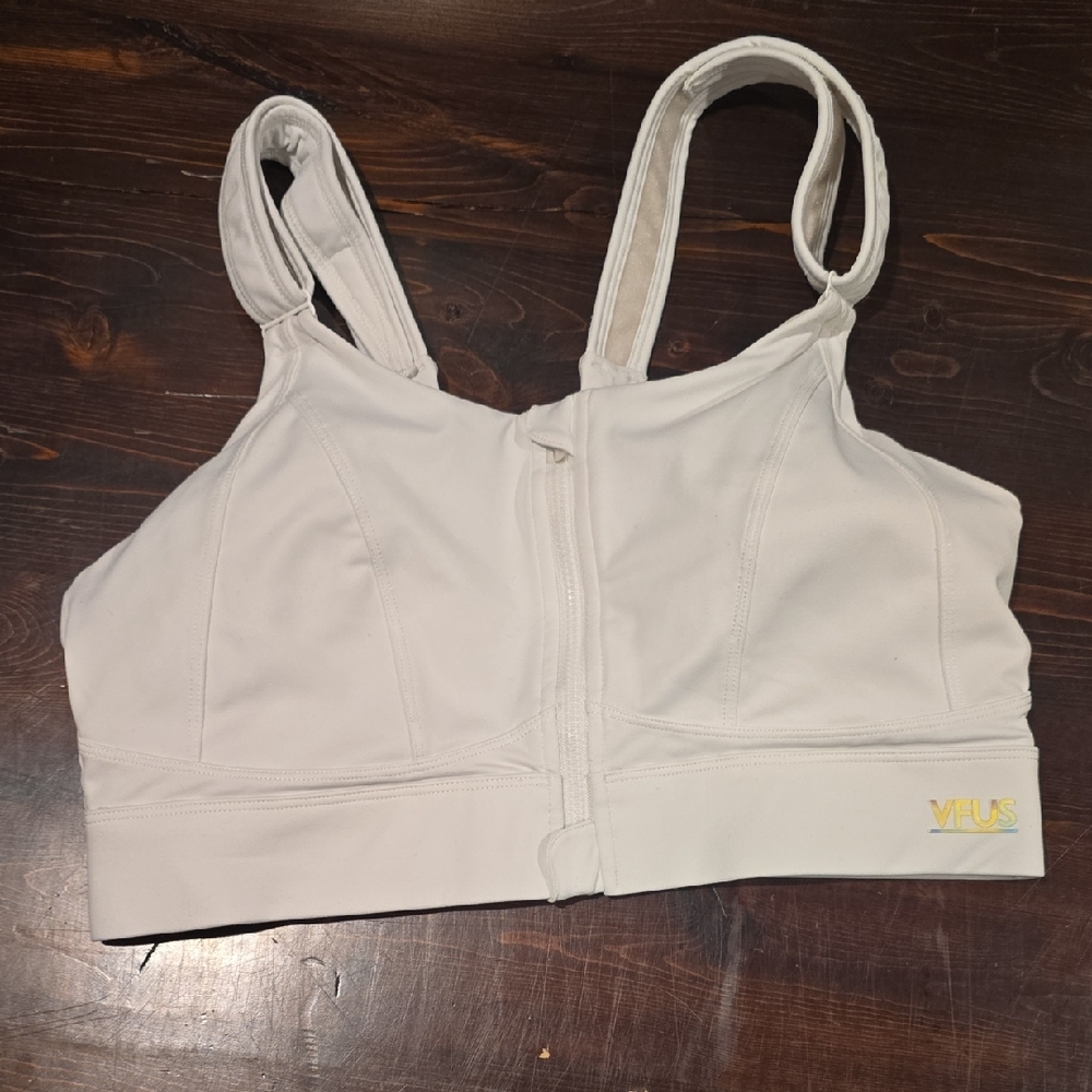 VFUS White Front-Zip High Impact Sports Bra - Size Large